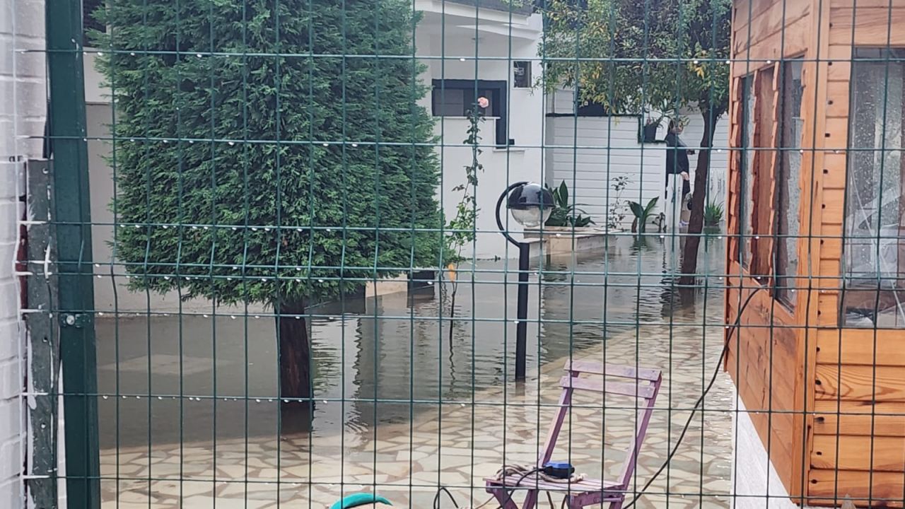 Meteoroloji uyarmıştı: Antalya'yı sel vurdu! İşte son durum... 5