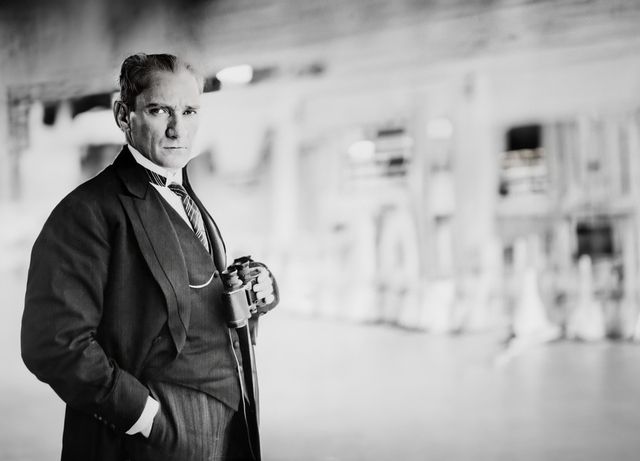 24 Kasım Öğretmenler Günü! Başöğretmen Mustafa Kemal Atatürk'ten tarihe geçen o söz: Öğretmenler yeni nesil, sizin eseriniz olacaktır 1
