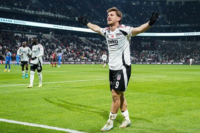 Nihat Kahveci adeta sinir küpüne döndü: Beşiktaş'a flaş teknik direktör önerisi! 5