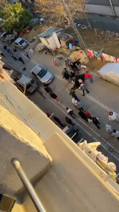 İstanbul Avcılar'da aile katliamı! Detaylar kan dondurdu... Kız kardeşi ve eşini ağır yaralayıp, anne babasını öldürmüş! 3