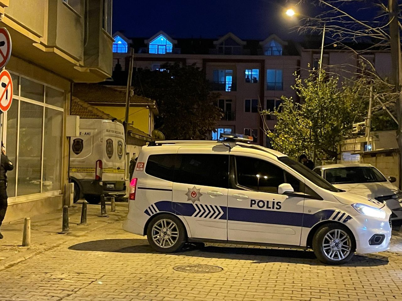 İstanbul Avcılar'da aile katliamı! Detaylar kan dondurdu... Kız kardeşi ve eşini ağır yaralayıp, anne babasını öldürmüş! 9