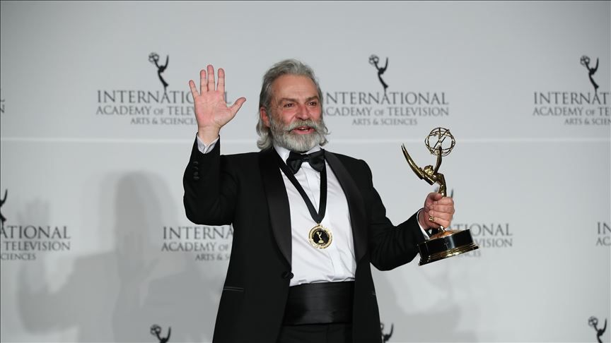En İyi Erkek Oyuncu seçilmişti! Haluk Bilginer, Emmy Ödülleri'nde ülkemizi yeniden temsil edecek 1