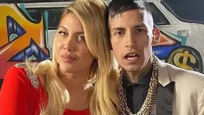 Wanda Nara'nın sevgilisi L-Gante'den Galatasaray formasına ve Icardi'ye hakaret! 8