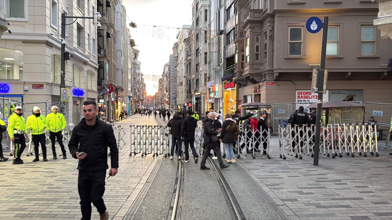 Taksim meydanı kapatıldı! Güvenlik tedbirleri artırıldı! İşte son durum... 1