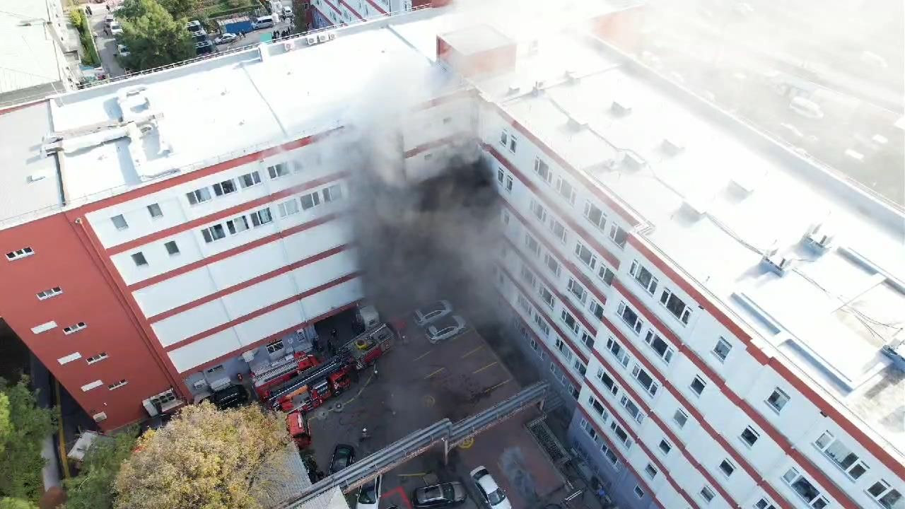 İstanbul Eğitim ve Araştırma Hastanesi'nde yangın! Hastalar tahliye edildi 1