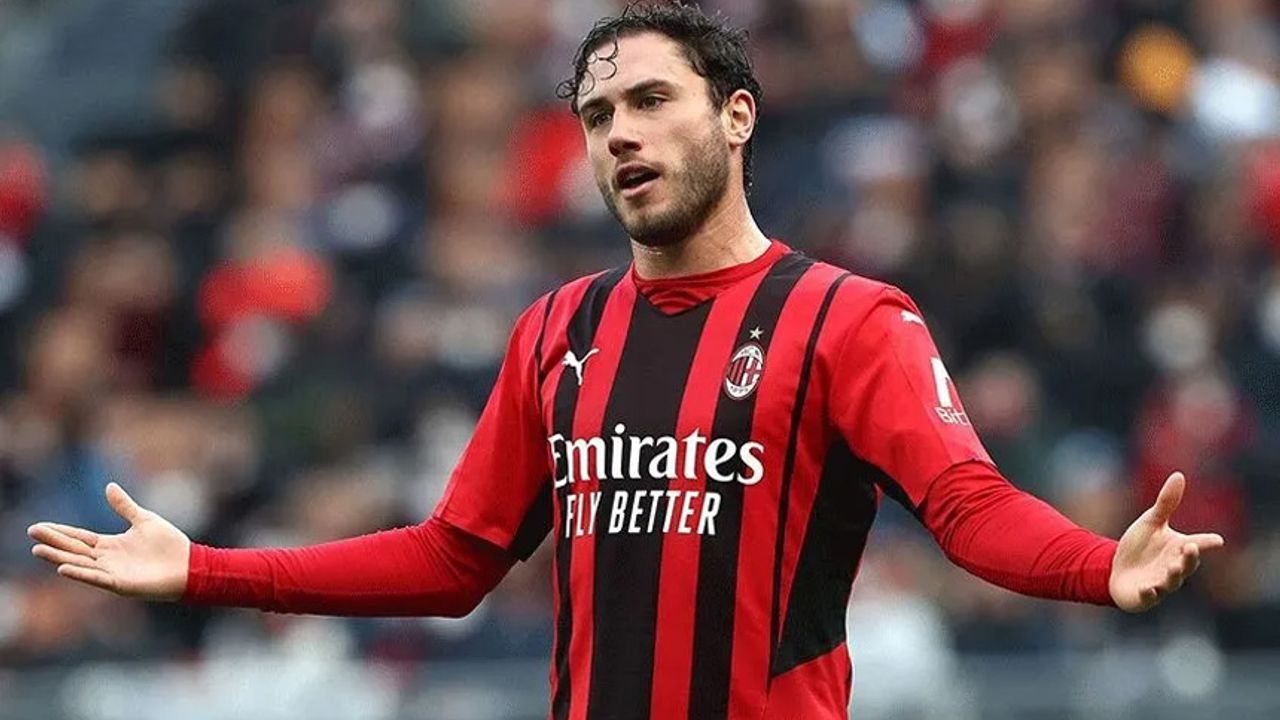 Galatasaray'da yeni sağ bek belli oldu! Milan'ın yıldızı devre arasında imzayı atıyor 3