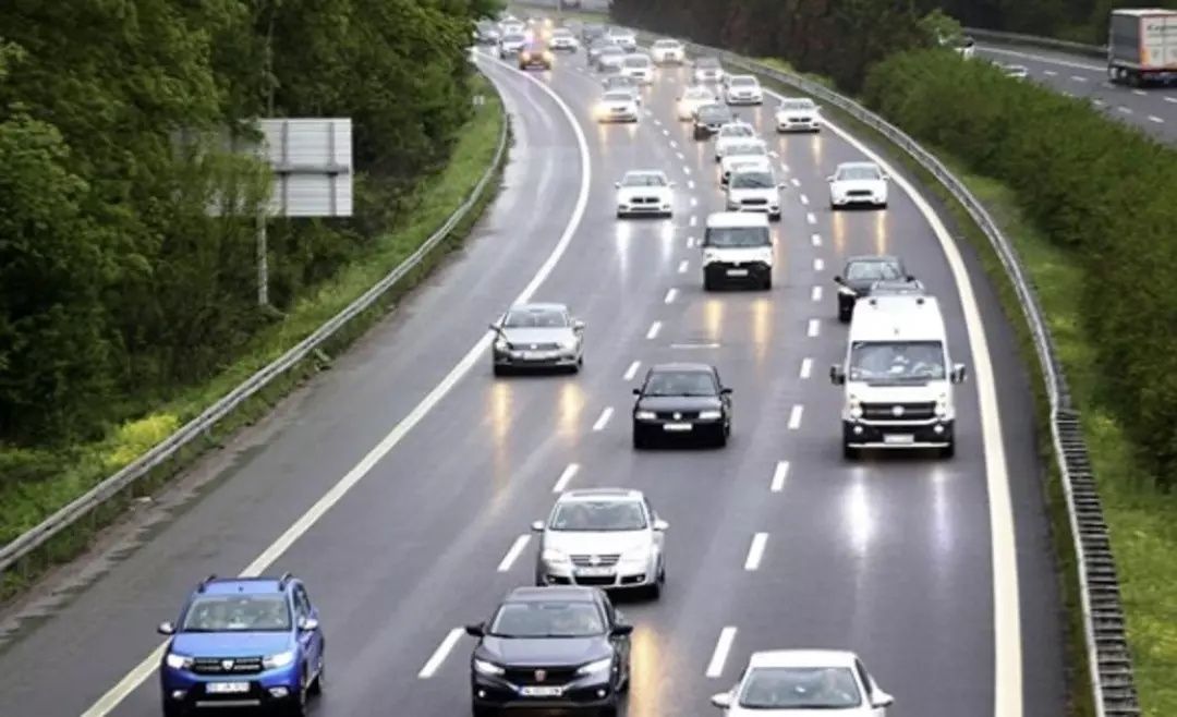 Pasaport, ehliyet, MTV, telefon harcı, trafik cezaları... Resmi Gazete'de yayımlandı! Hepsine zam geliyor! İşte zamlı fiyatları... 14