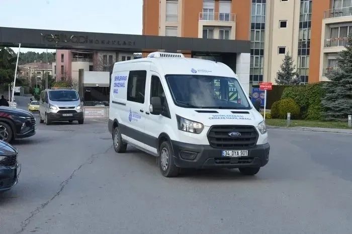 Vergi rekortmeni ailesini katletti! "Uzaylılar öldürdü" dedi... Ümraniye'deki aile vahşetinde sıcak gelişme... 4