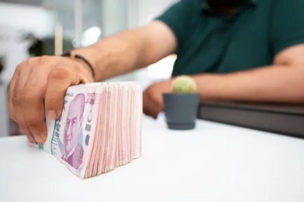 Rakamlar güncellendi! Meslek meslek yeni maaşlar belli oldu 15