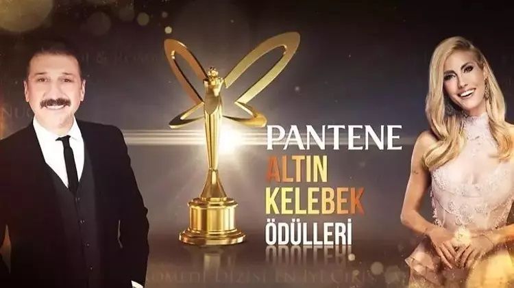 Altın Kelebek Ödül Töreni'ne güzelliğiyle damga vurmuştu! Sıla Türkoğlu'nun elbisesinin fiyatı ortaya çıktı 1