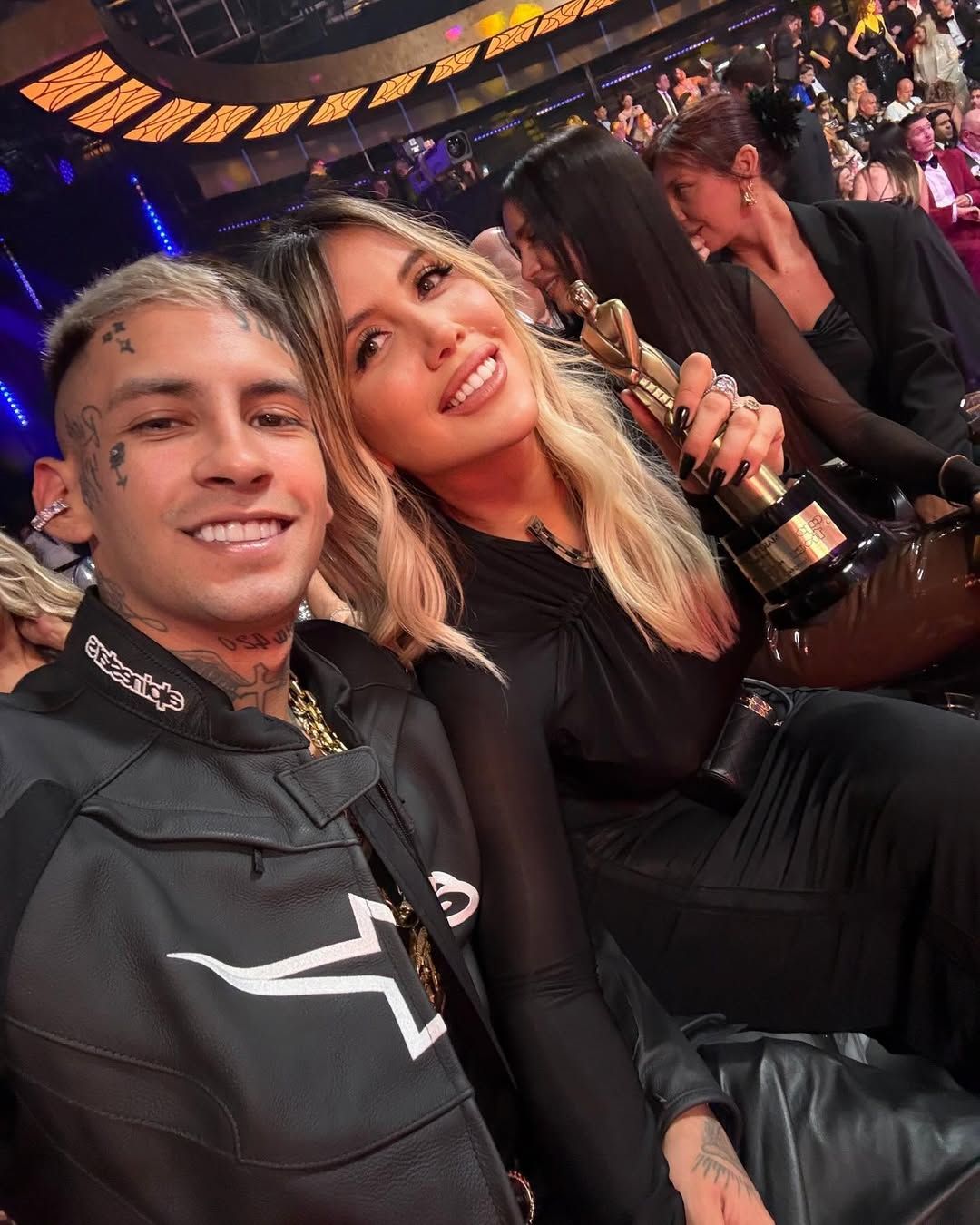 Wanda Nara, yeni yaşını genç sevgilisiyle kutladı! Birlikte havuza atladılar 3
