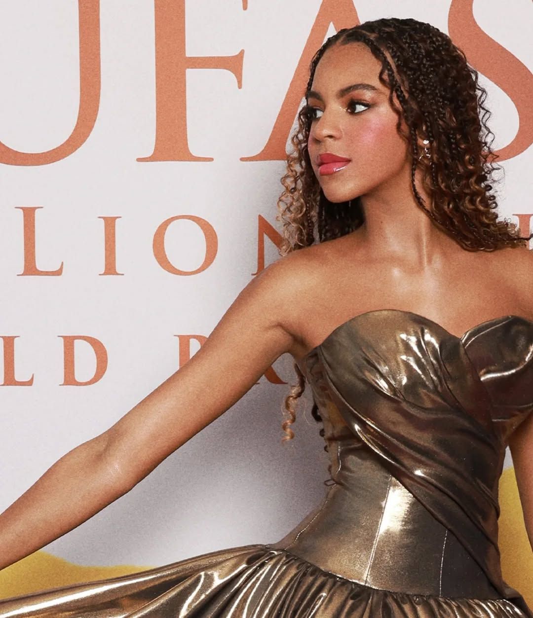 Beyonce'nin 12 yaşındaki kızı Blue Ivy'nin gala tarzı gündemde! 2