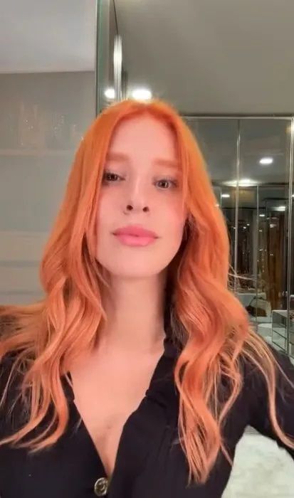 Yasmin Erbil'den imaj değişikliği! Hadise ve Dila Tarkan'dan sonra o da modaya uydu 6