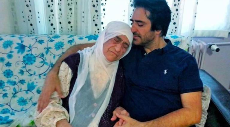Mahsun Kırmızıgül ile Özcan Deniz küslüğü sona erdi! Acı gününde yalnız bırakmadı 1