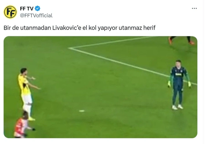 Kadıköy'de taraftar adeta ateş püskürdü: En kısa sürede defolup git! 3