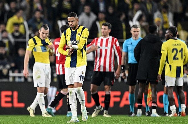 Fenerbahçe'yi yakan Samet Akaydin İspanyol basınında manşetleri süsledi! "Jose Mourinho'yu şaşkına çeviren hata" 2
