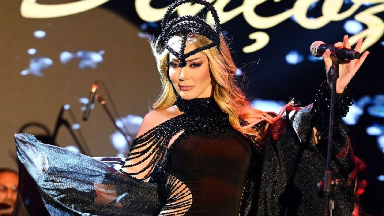 Petek Dinçöz'den sahnelere çarpıcı dönüş: "Herkes haddini bilsin!" 3