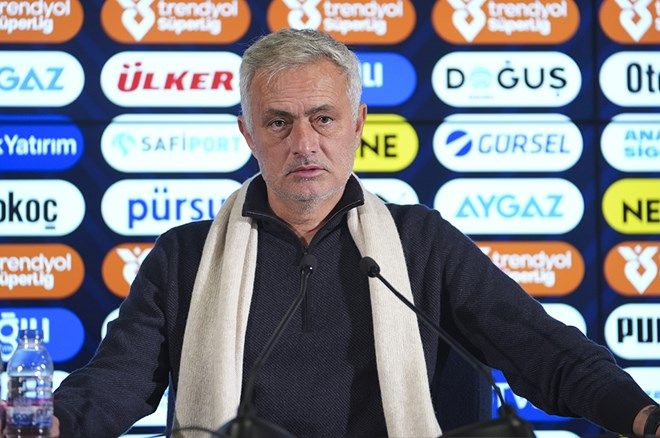 Tugay Kerimoğlu önce "Bildiğim şeyler var ama söylemek istemiyorum" dedi, sonra Jose Mourinho bombasını patlattı! 5