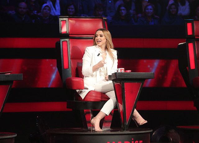Hadise'den O Ses Türkiye itirafı! 'Acun gece yarısı aradı' 1