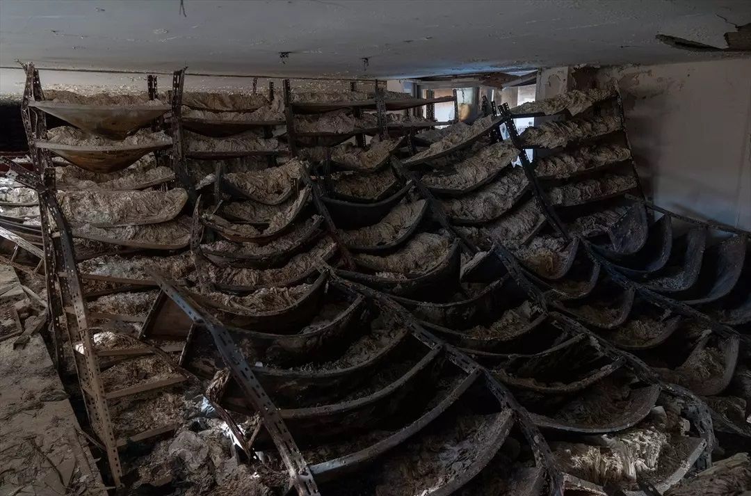 İnsanlar ''Filisitin Şubesi''nde acılar içinde kıvrandı! İşte Esad'ın işkence merkezinden tüyler ürperten görüntüler 13