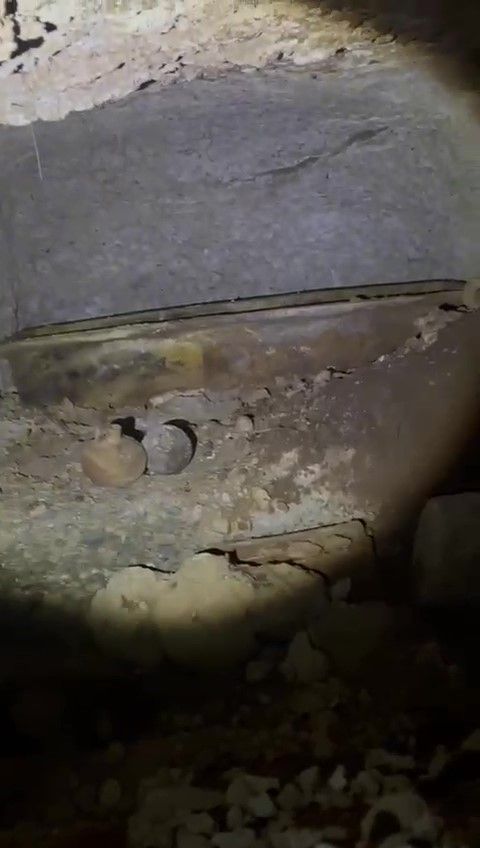 Hatay'da son dakika haberi! Bu görüntüden tarih çıktı! İçinde mezar da var! 5