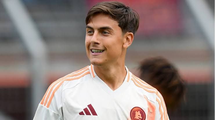 Dursun Özbek çıldırdı: Galatasaray taraftarını havalimanına dökecek transfer için düğmeye basıldı! Dünyaca ünlü yıldızın menajeri Trabzonspor maçını izlemeye geldi: 110 milyon euroluk çilek 5