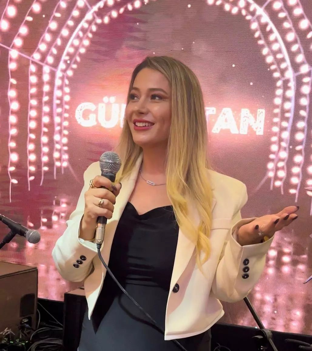 Karın germe ameliyatı sonu oldu! 2 çocuk annesi Instagram fenomeni Neşe Özkan hayatını kaybetti! 10