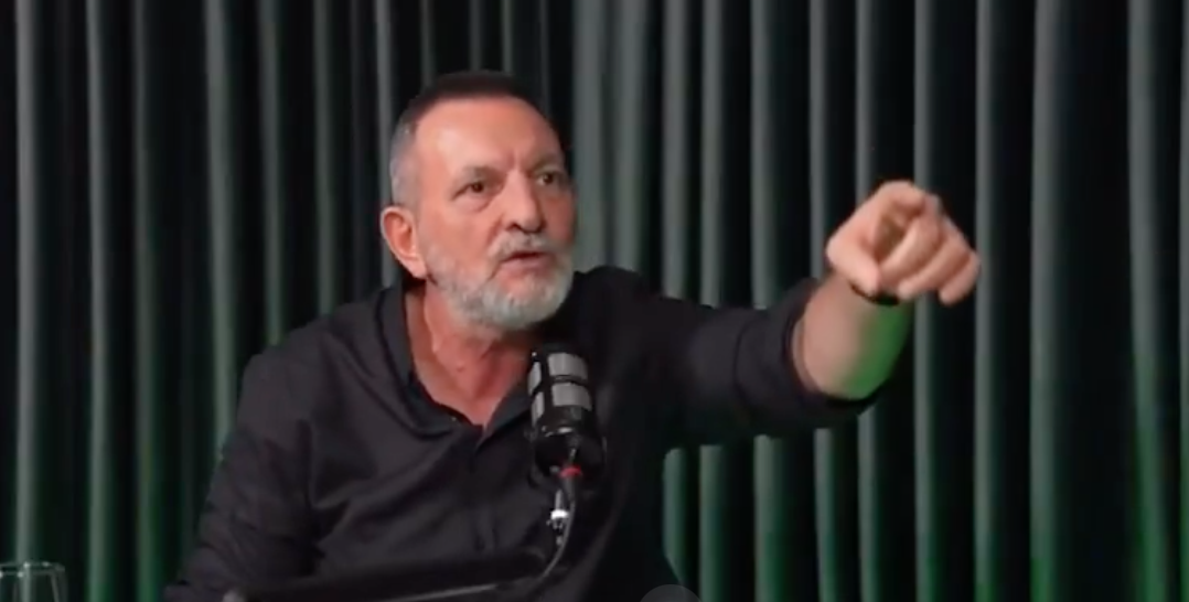 Ümit Özat hakkında çok ağır sözler: "Geçen sene Ali Koç'a hakaretler ediyordun, şimdi aslan kesildin! Tabii aylık 1 milyon TL para alınca böyle oluyor" 3