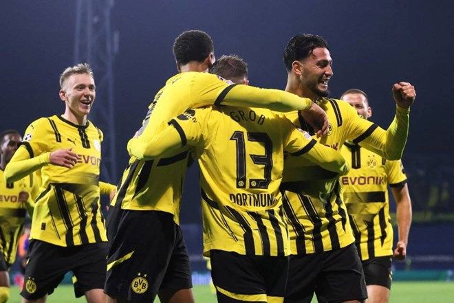 Fenerbahçe'den Galatasaray ve Beşiktaş'a büyük fark! Dünyanın en iyi takımları açıklandı: Acun Ilıcalı söylediğinde haklı çıktı 10