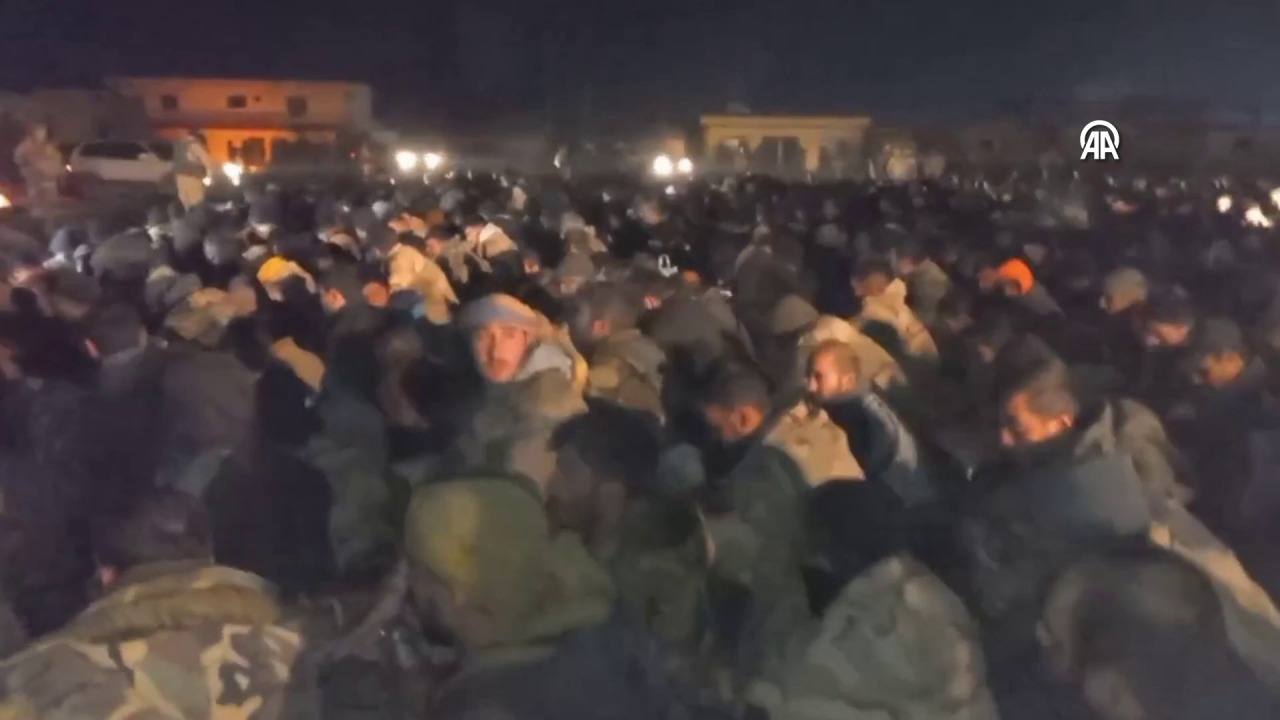 Esad Rejiminin kaçan askerleri geri döndü! Irak’tan Suriye’ye toplu iade 6