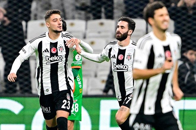 Sergen Yalçın Beşiktaş'ı yerden yere vurdu, Pep Guardiola'ya çağrıda bulundu! 4