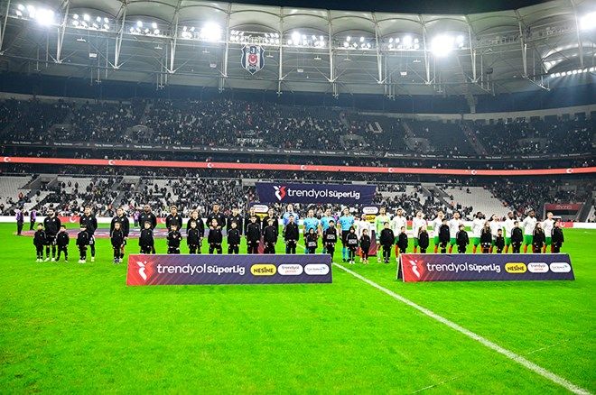 Sergen Yalçın Beşiktaş'ı yerden yere vurdu, Pep Guardiola'ya çağrıda bulundu! 9