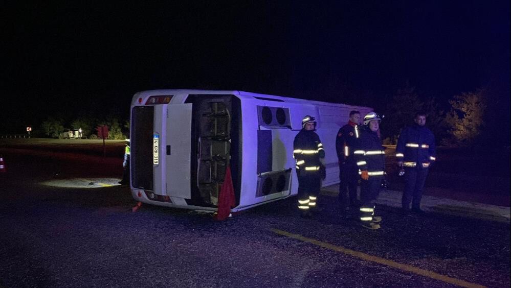 Kastamonu'da can pazarı! Cenazeye giden midibüs devrildi! Ölü ve yaralılar var... 1