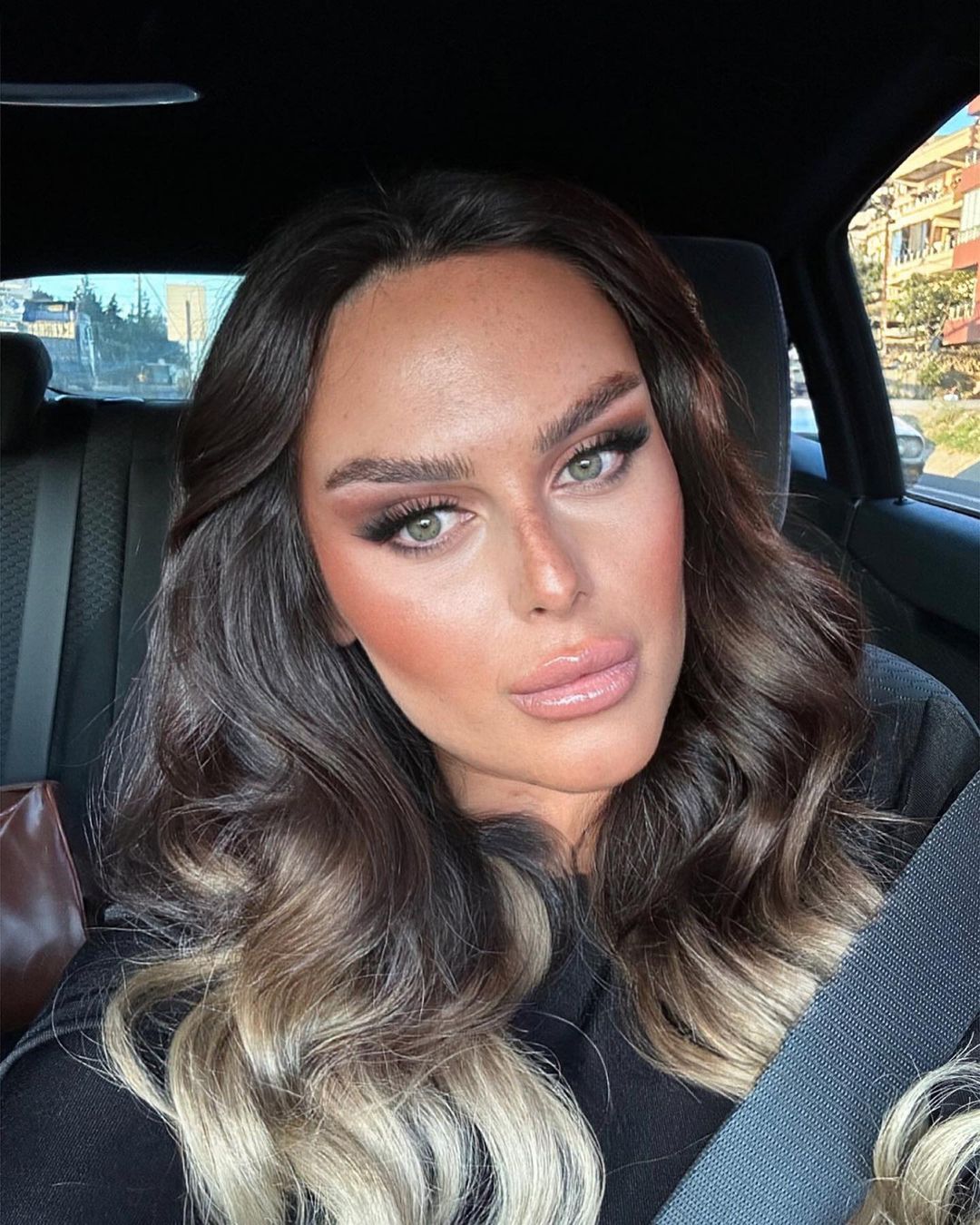 Kısmetse Olur yarışmacısı Yaren Dağ tesettüre girdi! 7