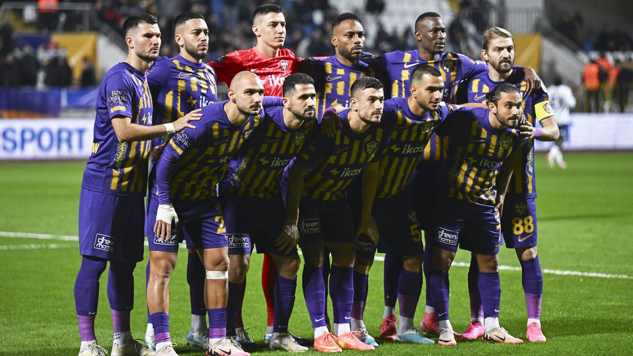 Süper Lig'de şampiyon Galatasaray! Şampiyonluk oranları açıklandı: Büyük değişim herkesi şaşkına çevirdi 6