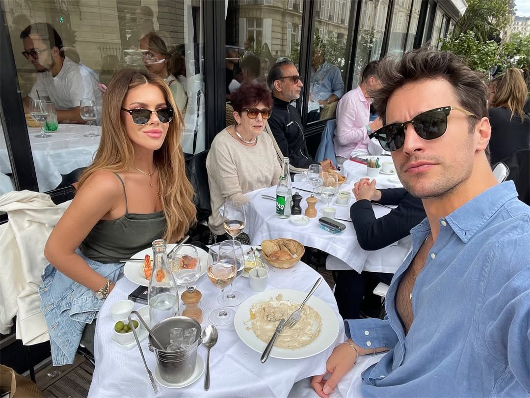 Feyyaz Şerifoğlu ile Merve Dinçkol nişanlandı! 10