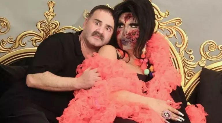 Bülent Ersoy zombi kılığına girdi 3