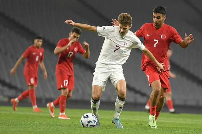 Serdal Adalı'nın transfer listesi ortaya çıktı! Beşiktaş'ın yeni başkanı operasyonun startını verdi: Kartal'a yıldız yağacak 6