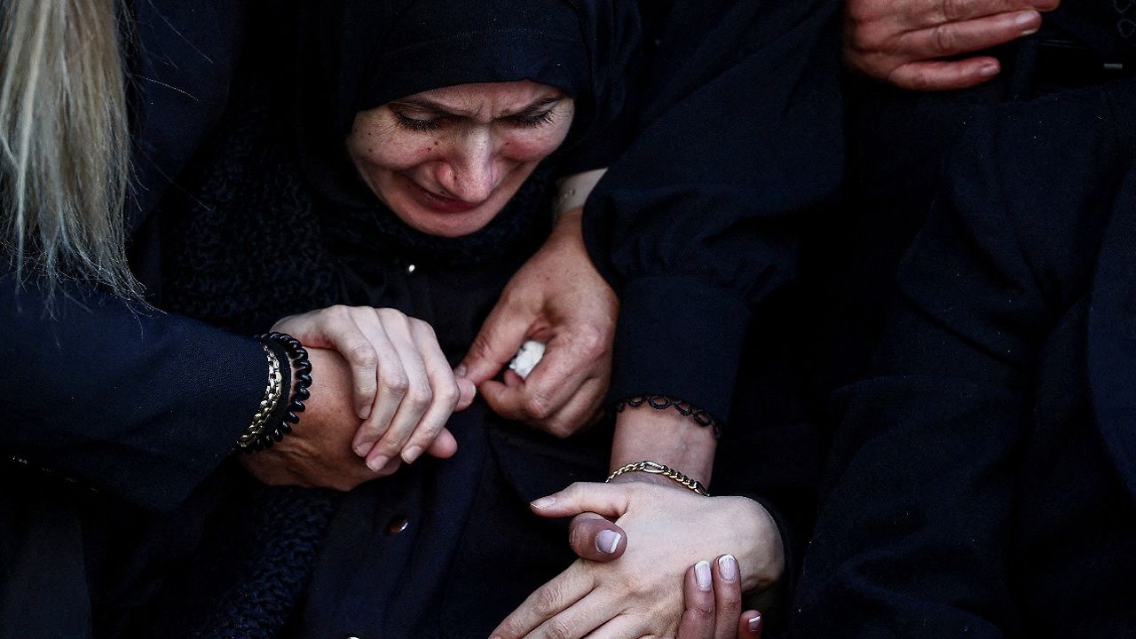 Savaş, kurgu, yaşam, sanat ve insanlık! İşte 2024 yılına damga vuran fotoğraflar... 14