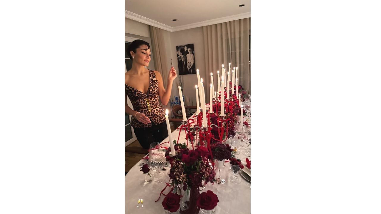 Hande Erçel paylaştı! Hakan Sabancı ile yılbaşı kutlamasına yorum yağdı... 5