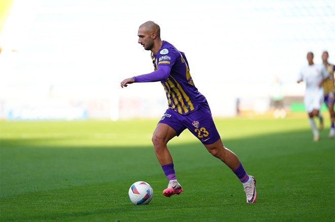 Kerem Aktürkoğlu, Barış Alper Yılmaz ve Yunus Akgün'den sonra Galatasaray yeni süper star adayını buldu! 2.5 milyon euroluk teklif yapıldı: Okan Buruk çok istiyor 6
