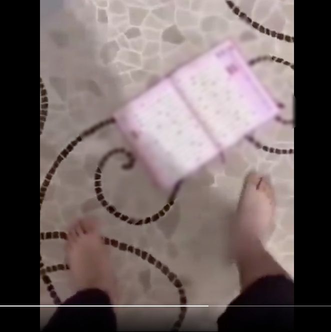 Ferdi Tayfur hayranı olan Talha Siraç Ünlü’den skandal hareket! Kuran-ı Kerim'in üzerine oturdu! Gözaltına alındı! 4