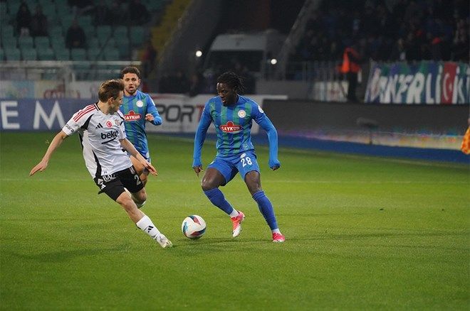 Herkes iptal olan bu golü konuşuyor: Trio ekibi Çaykur Rizespor - Beşiktaş maçındaki tartışmalara son noktayı koydu! 7