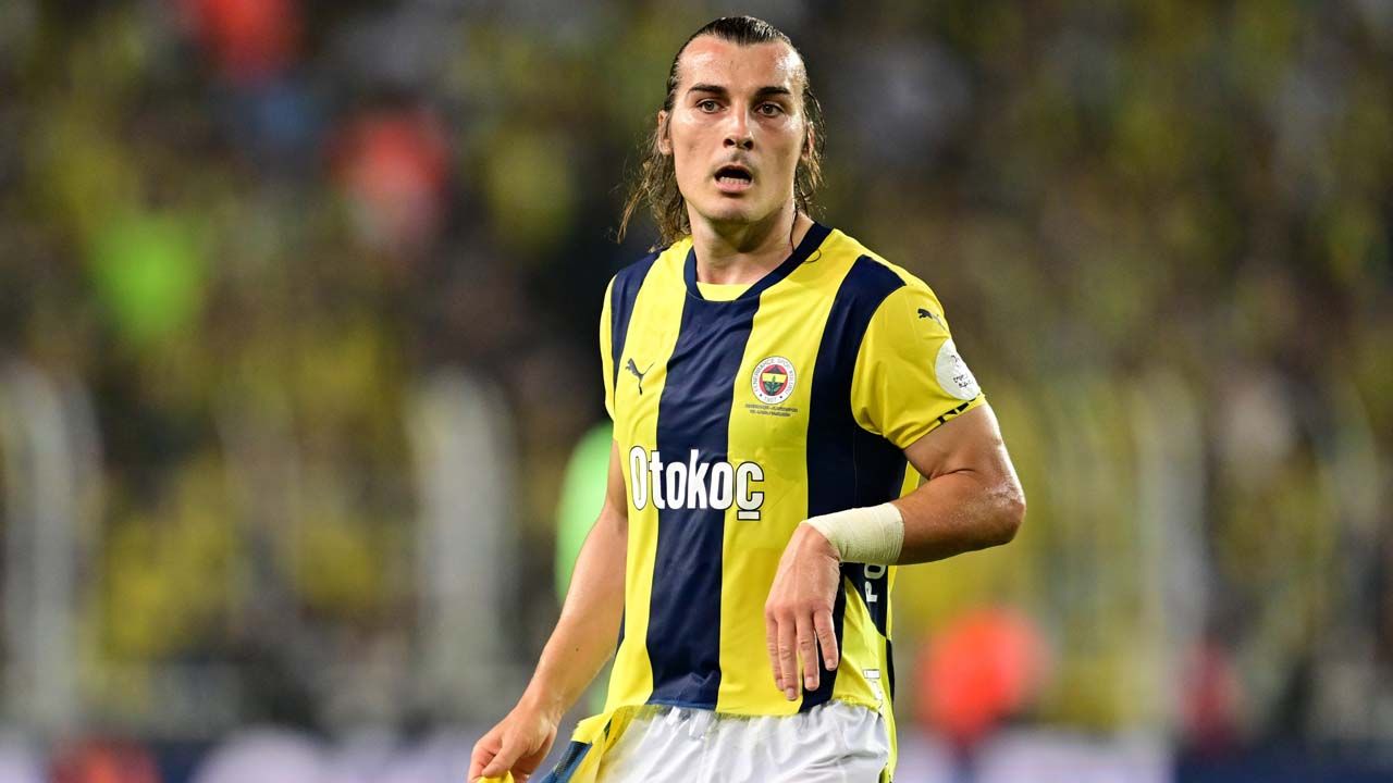 Fenerbahçe'nin Hatayspor maçı ilk 11'i belli oldu! Jose Mourinho Edin Dzeko'yu feda etti: 2025 yılında forvet o isme emanet 5