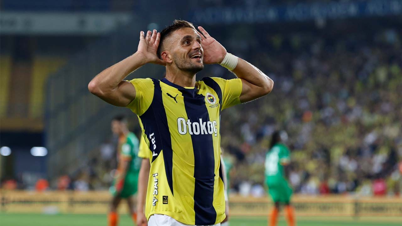Fenerbahçe'nin Hatayspor maçı ilk 11'i belli oldu! Jose Mourinho Edin Dzeko'yu feda etti: 2025 yılında forvet o isme emanet 11