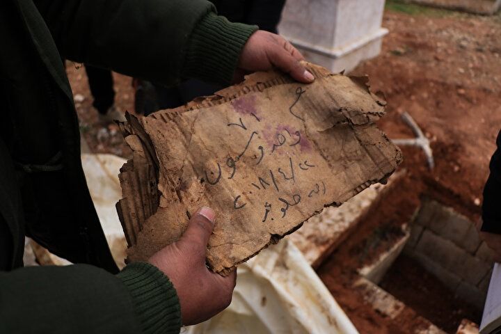 Halep'te dehşet verici keşif: Toplu mezar bulundu ceset kalıntıları ortaya çıktı 10