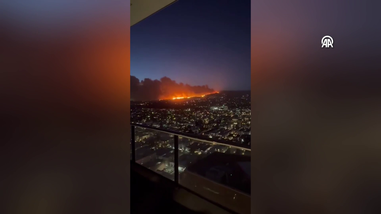 ABD cehennemi yaşıyor! Los Angeles'ta korkunç yangın! Binlerce kişi tahliye ediliyor! 1