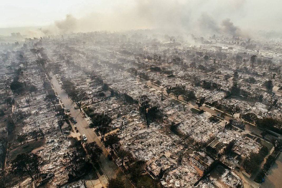 Los Angeles yangınından 5 ay önce dikkat çeken hareketlilik! Sigorta şirketleri peş peşe çıkardı... 3