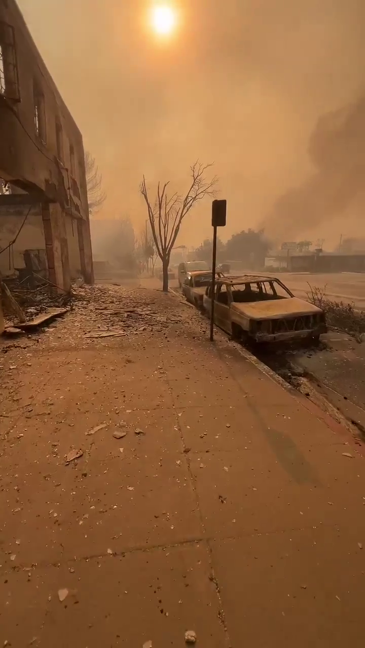 Orta Doğu değil ABD! Los Angeles yangınları sonrası çekilen görüntü şoke etti! 1
