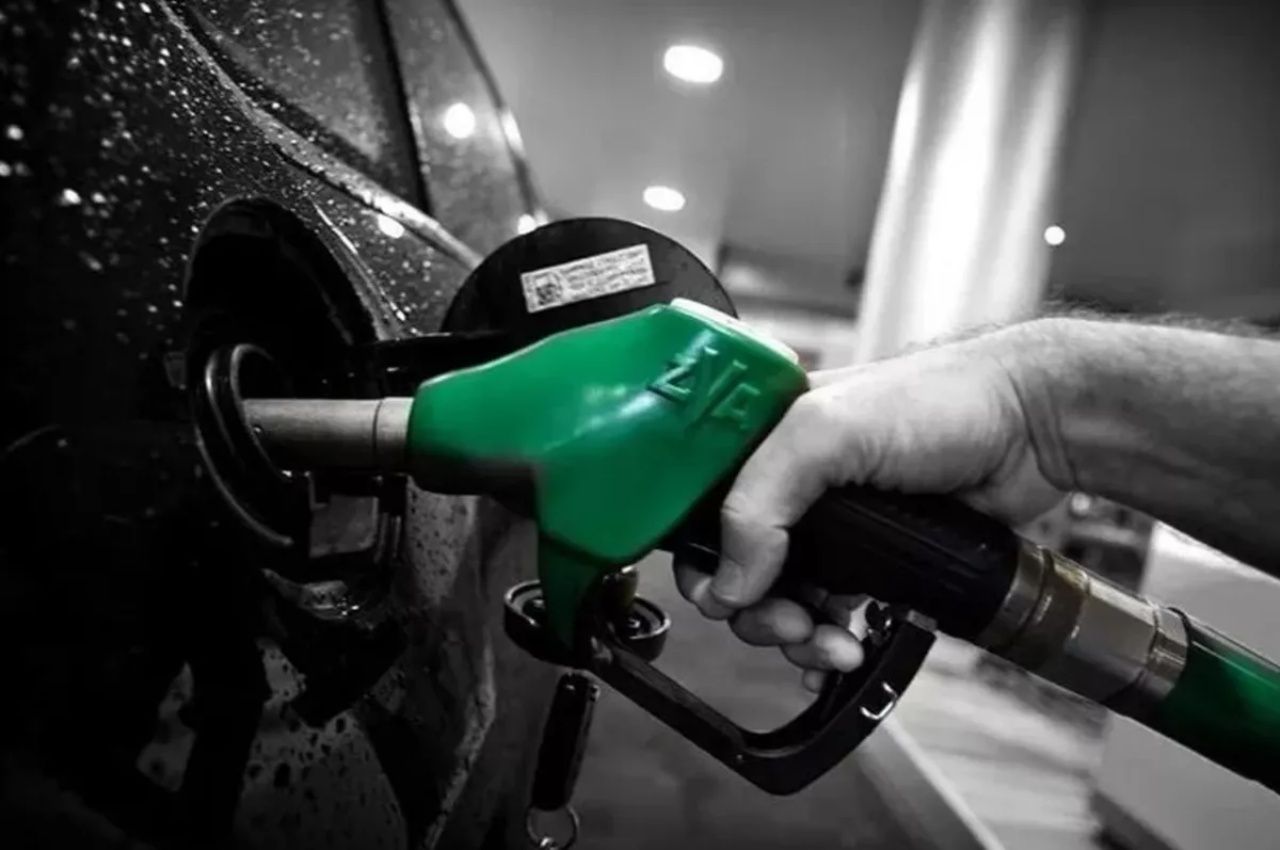 Araç sahipleri dikkat! Benzin ve motorine bir zam daha geliyor 6
